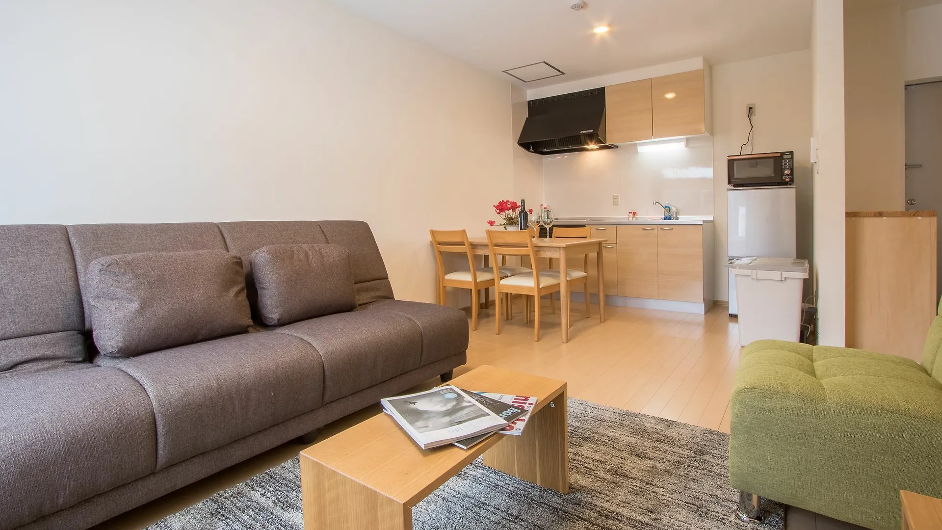 Lodge Mori Apartments كوتشان اليابان